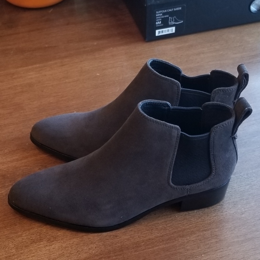 Coach Suffolk calf Suede ankle boots in mink - Picture 2 of 8
